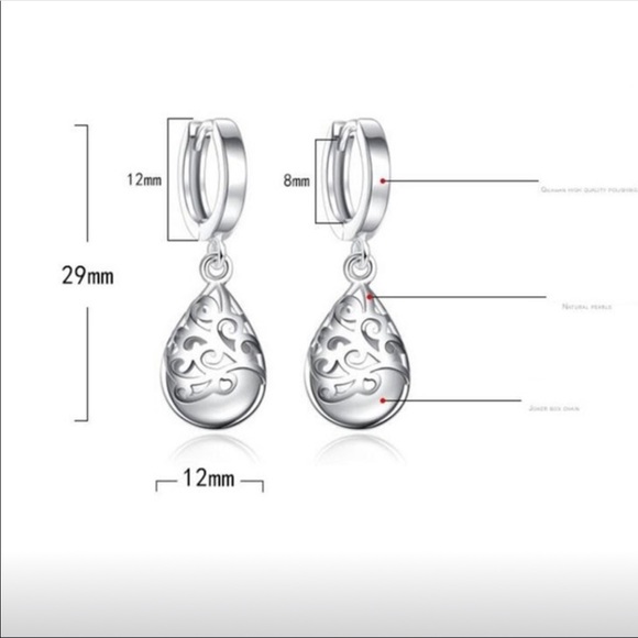 LAST ONE‼️ Sterling Silver Opal teardrop earrings - Picture 4 of 4